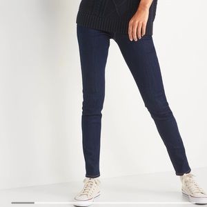 Old Navy Super Skinny Rockstar Jeggings Size 2 Petitie